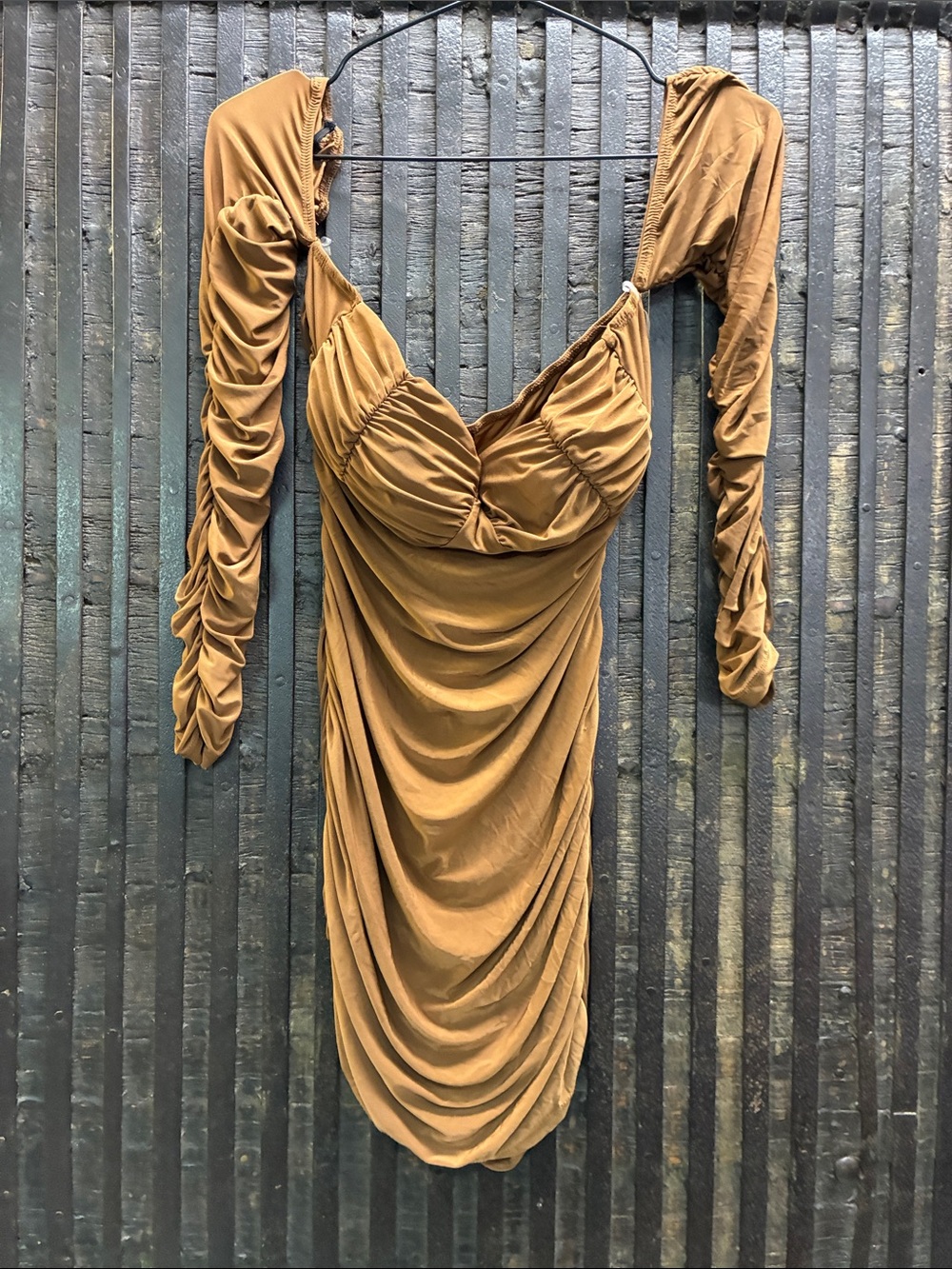Sabora Camel Ruched Long-Sleeve Bodycon Dress